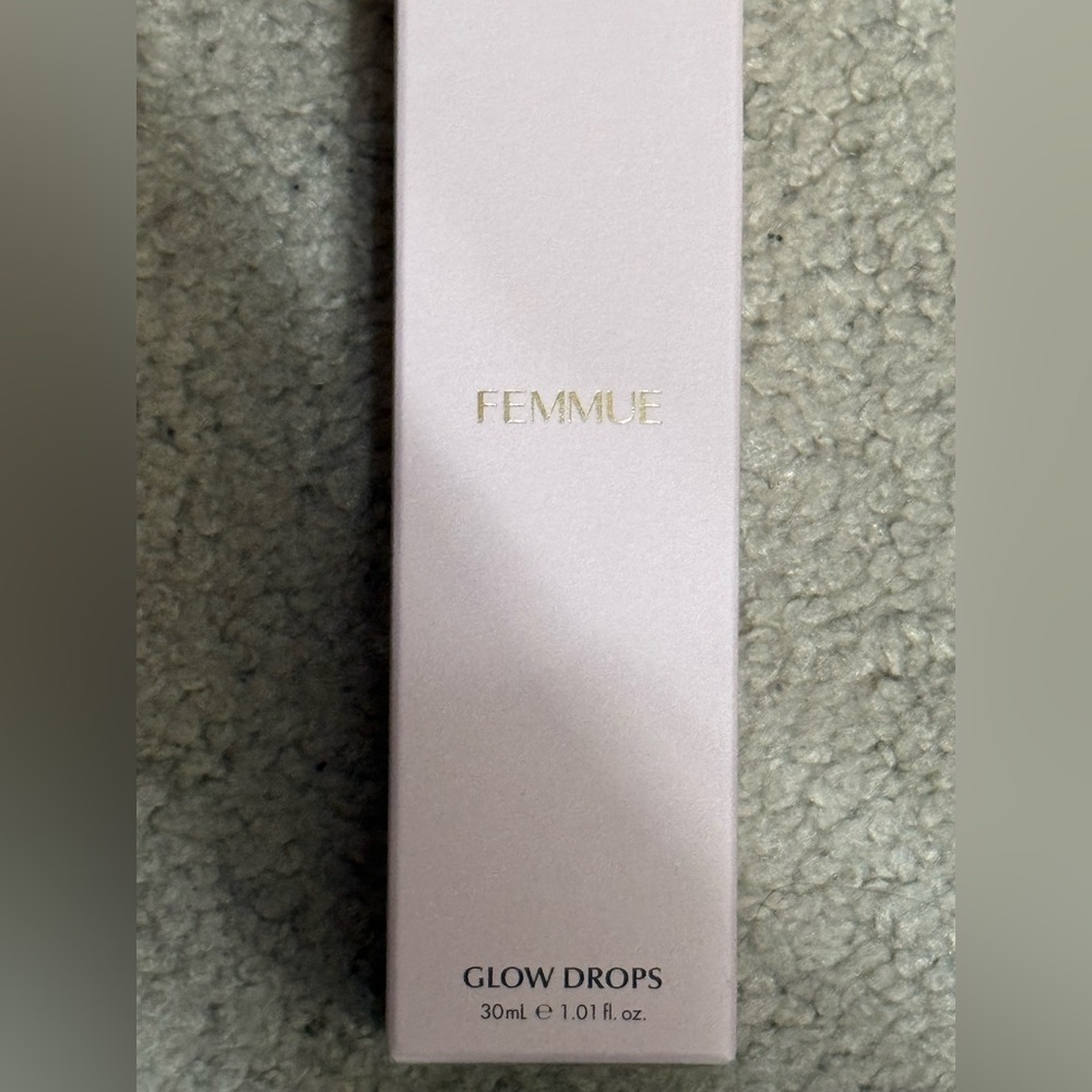 BNIB-Glow Drops Face Oil